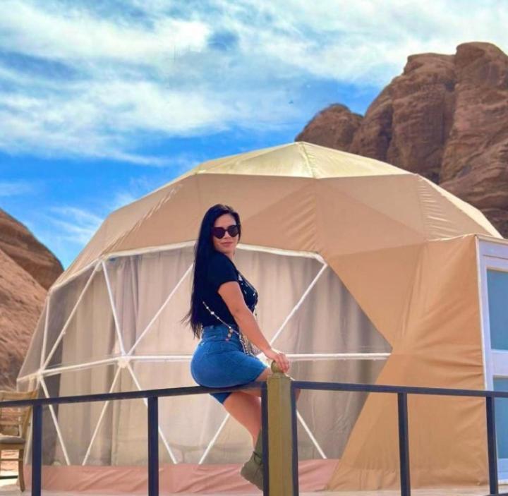 Wadi Rum Camp Stars&jeep tour Hotel Buitenkant foto